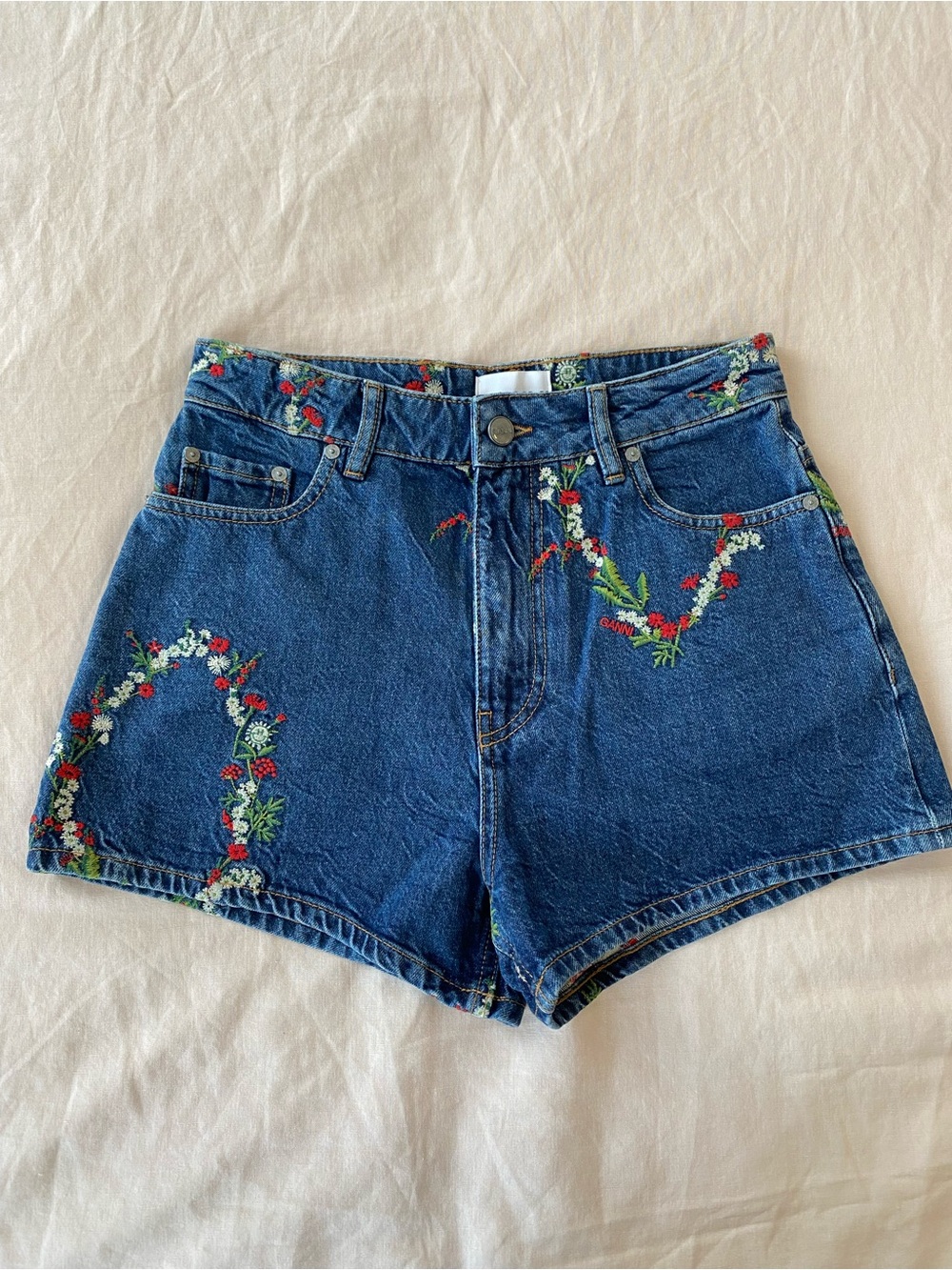 Ganni Embroidered Denim Short Shorts with Red White & Green Floral Size 27 NWOT